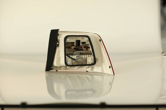 2009の2010の2011の2013の2012年のフォルクスワーゲン・パサートの尾ライト取り替え