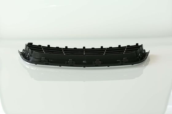 ABSは2006 2007 2008年VW Passat Lingyu 2005のためのフロント・バンパのグリルを下げる