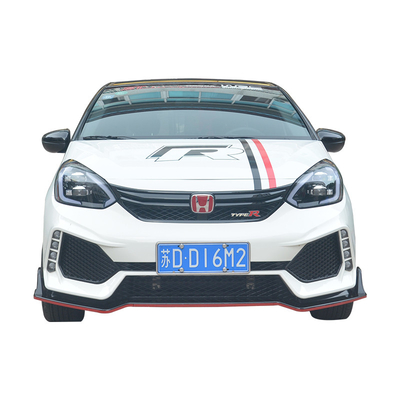 ホンダ・フィットGK5 RSの改善ボディ キットのため
